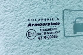 Дясно предно стъкло HONDA JAZZ 5D 2011-2015-2 на ниска цена