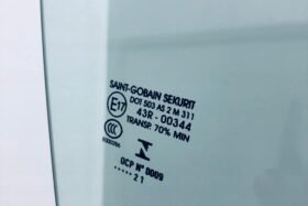 Дясно предно стъкло HYUNDAI I20 5D 2015--2 на ниска цена