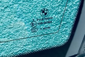 Дясно стъкло на каросерията BMW 5 F11 КОМБИ 2010- ЗАТЪМНЯВАЩО OE BMW-2 на ниска цена