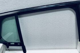 Дясно стъкло на каросерията за задната врата на FORD FOCUS MK4 KOMBI 2018- OE на ниска цена