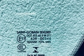 Дясно задно стъкло на каросерията FORD FOCUS KOMBI 1998-2004-2 на ниска цена