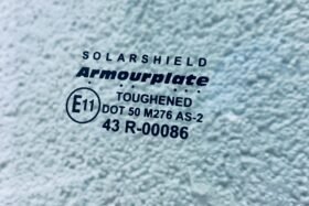 Дясно задно странично стъкло RENAULT CLIO III 2005-12-2 на ниска цена