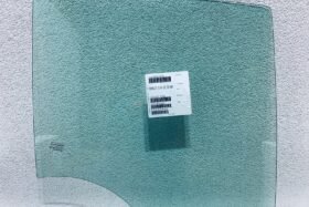 Дясно задно странично стъкло RENAULT CLIO III 2005-12 на ниска цена