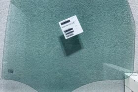 Лява странична стъкло за MERCEDES A W169 2004- на ниска цена