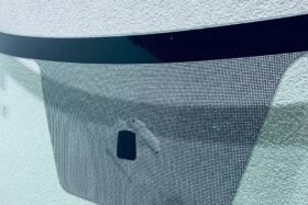 Ляво задно стъкло на каросерията NISSAN PULSAR 2014--2 на ниска цена