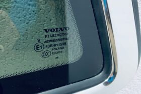 Ляво задно стъкло на каросерията VOLVO V60 2018-> OE-2 на ниска цена