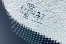 Ново предно стъкло AUDI A1 2018 - КАМЕРА + СЕНЗОР + ОРИГИНАЛ-3 на ниска цена