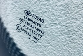 Ново предно стъкло AUDI TT TTS COUPE 2006-2014 СЕНЗОР-3 на ниска цена