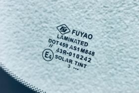 Ново предно стъкло FIAT 500 2007--3 на ниска цена