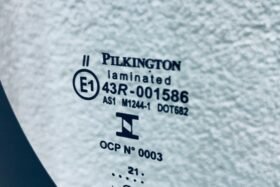 Ново предно стъкло FIAT 500L 2018 - КАМЕРА + СЕНЗОР + ОГРЯВАНЕ-3 на ниска цена