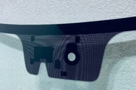 Ново предно стъкло HYUNDAI I20 II 2014-2020 СЕНЗОР+КАМЕРА+ОРИГИНАЛ-2 на ниска цена