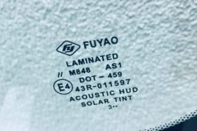 Ново предно стъкло RANGE ROVER VELAR 2016-2020 СЕНЗОР+ОТОПЛЕНИЕ+HUD-3 на ниска цена