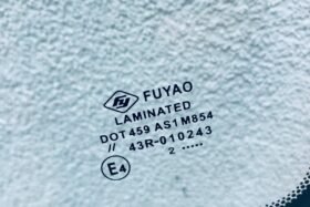 Ново предно стъкло TOYOTA RAV4 2018- АКУСТИКА+Камера сензор+Отопление-3 на ниска цена