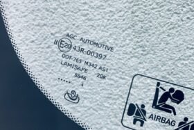 Ново предно стъкло VOLVO XC60 2021 - АКУСТИКА + КАМЕРА СЕНЗОР-3 на ниска цена