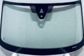 Ново предно стъкло VW ARTEON 2017-2021 АКУСТИКА+КАМЕРА+СЕНЗОР на ниска цена