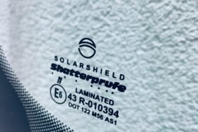 Ново предно стъкло AUDI A1 2018-> СЕНЗОР ЗА ДЪЖД/ЗАЗОР.-3 на ниска цена