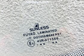 Ново предно стъкло за BMW 3 E90 E91 2005-2012 SOL+SEN-3 на ниска цена