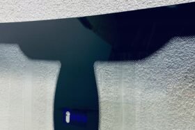 Ново предно стъкло за BMW 3 E93 CABRIO 07-13 SOL+SEN-2 на ниска цена