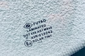 Ново предно стъкло за BMW 5 E60 E61 2007-2010 с датчик.-3 на ниска цена