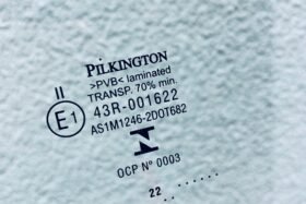 Ново предно стъкло за BMW 5 E60/E61 2007- SEN+KAM+HUD-3 на ниска цена