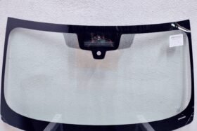 Ново предно стъкло за BMW 5 G30 2020 - АКУ+КАМ+СЕН на ниска цена