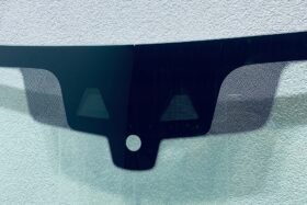 Ново предно стъкло за BMW 6 GT G32 2017 - АКУСТИКА + КАМЕРА + СЕНЗОР-2 на ниска цена