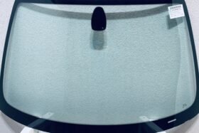 Ново предно стъкло за BMW E46 1999-2001 с датчик. на ниска цена