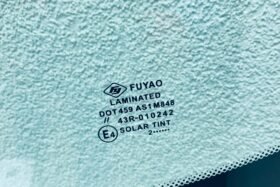 Ново предно стъкло за BMW X1 E84 с датчик