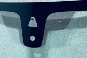 Предно стъкло за BMW X1 II F48 2015- АКУСТИКА+КАМЕРА+СЕНЗОР-2 на ниска цена