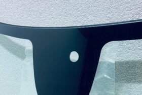 Ново предно стъкло за FIAT 500L 2016- АКУ+СЕН-2 на ниска цена