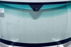 Ново предно стъкло за FIAT DOBLO 2000-2010. на ниска цена