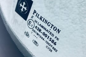 Ново предно стъкло за FIAT PANDA III 2012 с АКУ