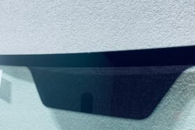 Ново предно стъкло за FORD FIESTA MK7 2008-2017 АКУСТИЧНО-2 на ниска цена