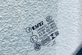 Ново предно стъкло за FORD KUGA I 2008-2012-3 на ниска цена