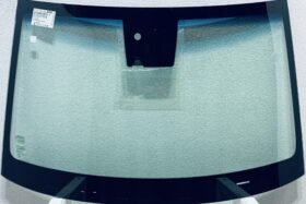 Ново предно стъкло за HYUNDAI KONA 2017 - АКУСТИКА + КАМЕРА + СЕНЗОР + СЕНЗОР ЗА ВИЛИ. на ниска цена