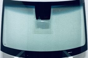 Ново предно стъкло за HYUNDAI KONA 2017 - КАМЕРА на ниска цена