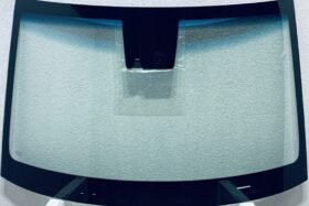 Ново предно стъкло за HYUNDAI KONA 2020 - КАМЕРА + СЕНЗОР ЗА ВЛАЖНОСТ. на ниска цена