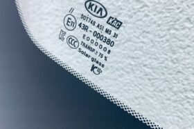 Ново предно стъкло за KIA SORENTO 2015-2020 СЕНЗОР+ОТОПЛЕНИЕ+ОРИГИНАЛ-3 на ниска цена