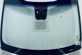 Ново предно стъкло за KIA SPORTAGE IV 2015 - АКУСТИКА + КАМЕРА + СЕНЗОР + ОТОПЛЕНИЕ на ниска цена