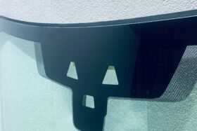 Ново предно стъкло за LAND ROVER DISCOVERY SPORT L550 2014 - АКУ+КАМЕРА+СЕНЗОР-2 на ниска цена