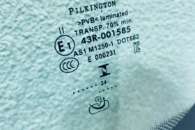 Ново предно стъкло за LAND ROVER DISCOVERY SPORT L550 2014 - АКУ+КАМЕРА+СЕНЗОР-3 на ниска цена