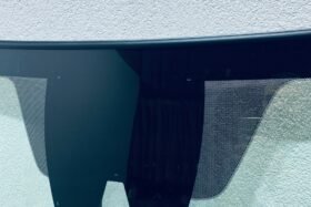 Ново предно стъкло за MAZDA 2 III 2015- с камера-2 на ниска цена