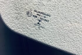 Ново предно стъкло за MERCEDES VITO 2014 - АНТЕНА + КАМЕРА + СЕНЗОР-3 на ниска цена