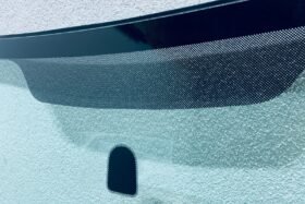 Ново предно стъкло за OPEL ZAFIRA C 2011--2 на ниска цена