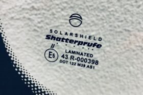 Ново предно стъкло за OPEL ZAFIRA C 2012->-3 на ниска цена