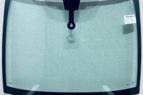 Ново предно стъкло за OPEL ZAFIRA II 2005-2011 с датчик. на ниска цена