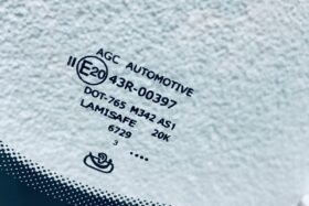 Ново предно стъкло за PORSCHE CAYENNE 2010 - АКУСТИКА + КАМЕРА + СЕНЗОР-3 на ниска цена