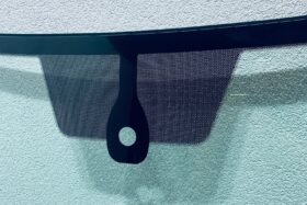 Ново предно стъкло за SKODA FABIA III 2014 - АКУСТИКА + СЕНЗОР-2 на ниска цена