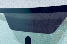 Ново предно стъкло за SUBARU IMPREZA SD WRX XV 2007--2 на ниска цена