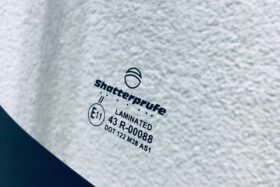 Ново предно стъкло за SUZUKI SWIFT 4/5D 1989-2005.-3 на ниска цена